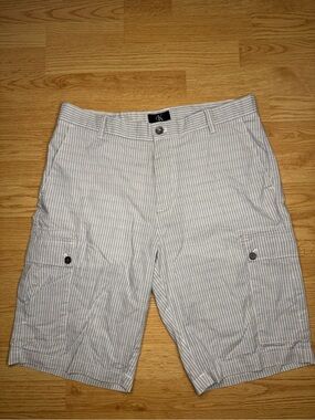 Calvin Klein Men’s Light Gray Thin Lightweight Striped Cargo Shorts